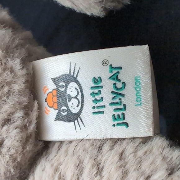 Little Jelly Cat London, Bashful Bunny Small Plush Baby Rattle. - Picture 5 of 7